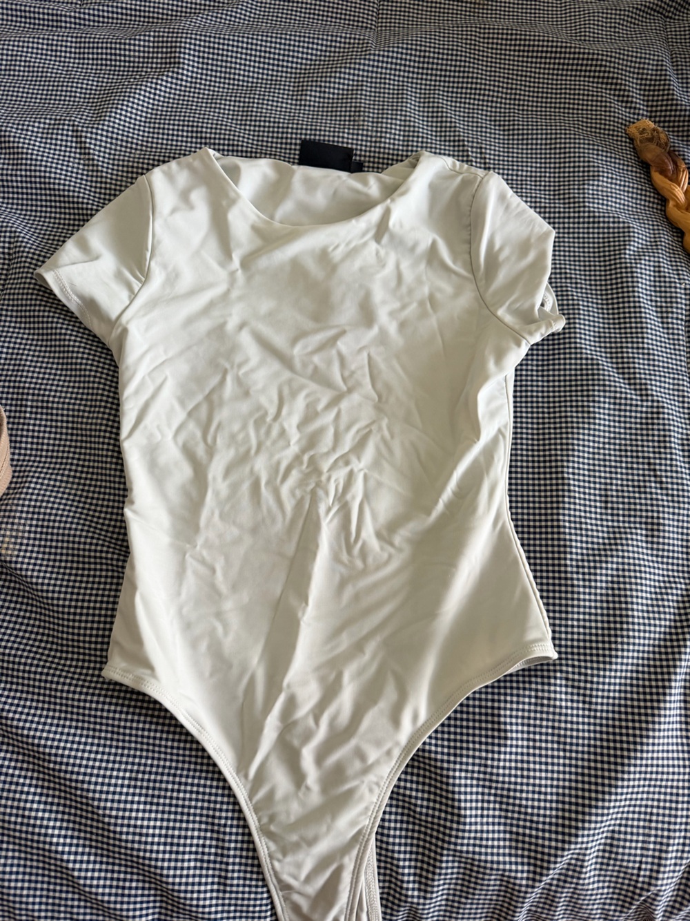 Vici White Short Sleeve Scoop Neck Bodysuit